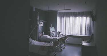 39歲男被醫院宣告死亡...葬禮竟「突然坐起」!家屬怒控失職