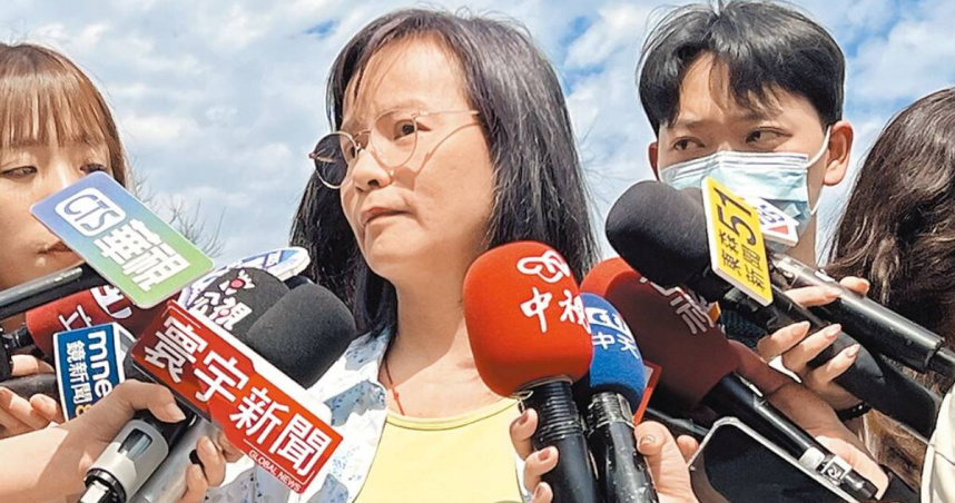 北一女教師區桂芝27日表示，網軍塑造的輿論，讓每個人自我限縮言論。（圖／中國時報温予菱攝）