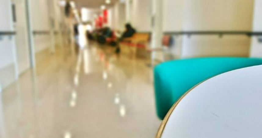 英國一名男子到泰國旅遊，吸食大麻和笑氣，結果竟玩起俄羅斯輪盤。（示意圖／翻攝自photoAC）