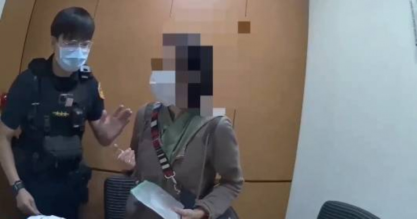 北市萬華分局西園派出所日前獲報有婦人欲投資宗教飾品疑似遭詐。（圖／翻攝畫面）