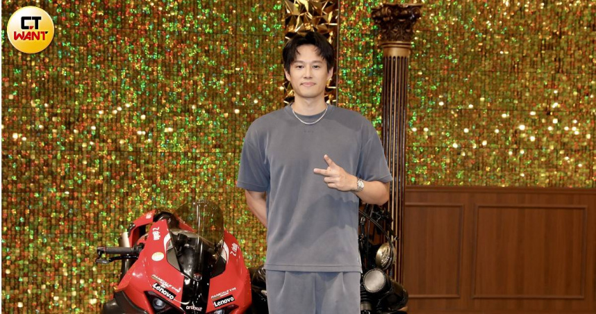 徐新洋透露爸爸徐乃麟特別規定家中小孩不能騎車。（圖／侯世駿攝）