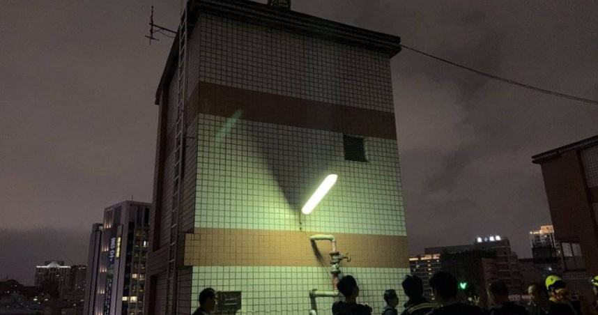 台中一名77歲老翁陳屍社區水塔裡。（圖／翻攝記者爆料網）