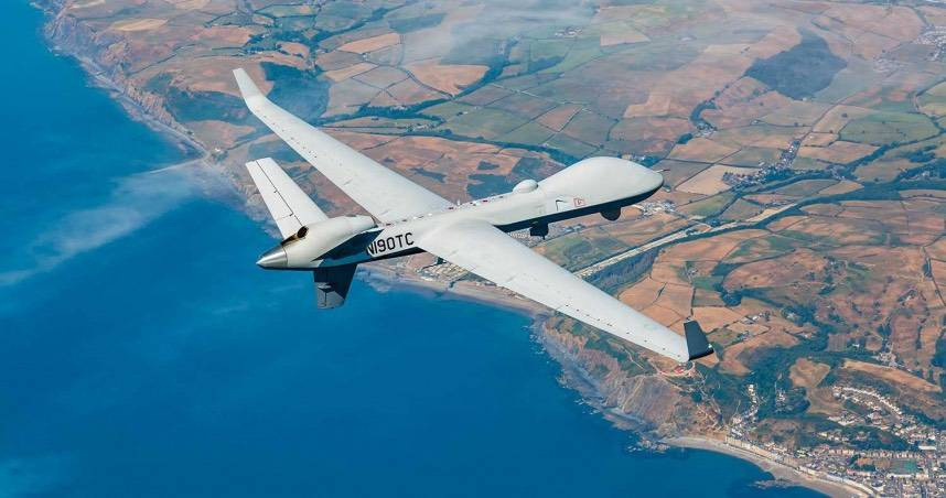 航太軍工股11日一早逆勢抗跌，亞航、長榮航太攻上漲停鎖死。（圖／報系資料照）