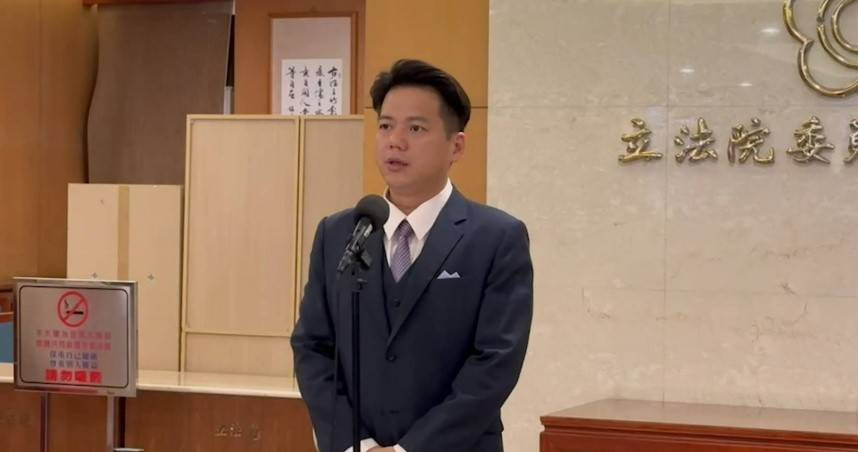 新竹市副市長邱臣遠表示，兩岸交流若有助產業與民生經濟發展，皆持正面態度，強調對話優於對抗。（圖／邱臣遠國會辦公室提供）