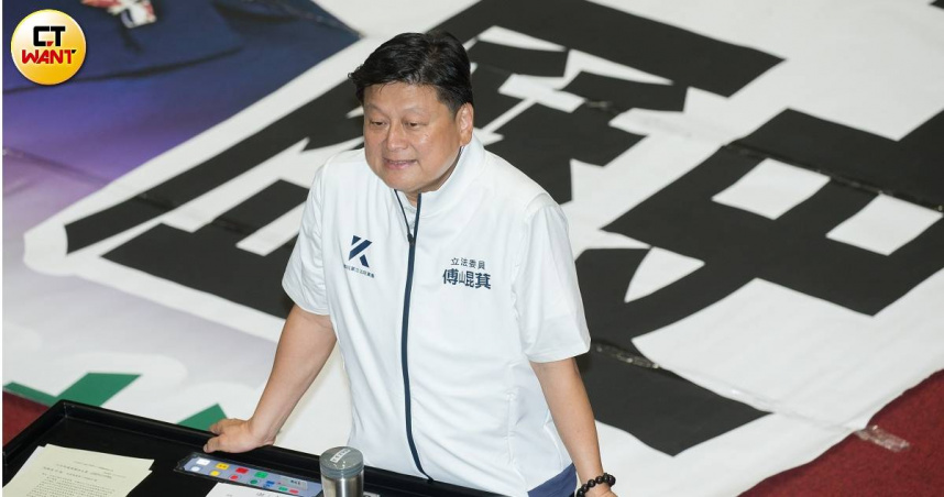 國民黨立法院黨團總召傅崐萁主張，要求須先取得美方發價書作為軍購審議關鍵。（圖／CTWANT攝影組）