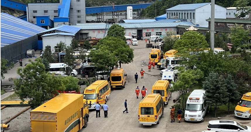 中國山西省長治市沁源縣22日晚間爆發重大煤礦事故。（圖／達志／路透社）