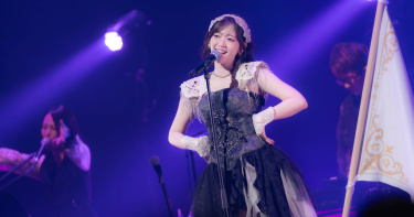 鈴木愛理首度以個人身分來台舉辦專場演出。（圖／Welcome Music提供）