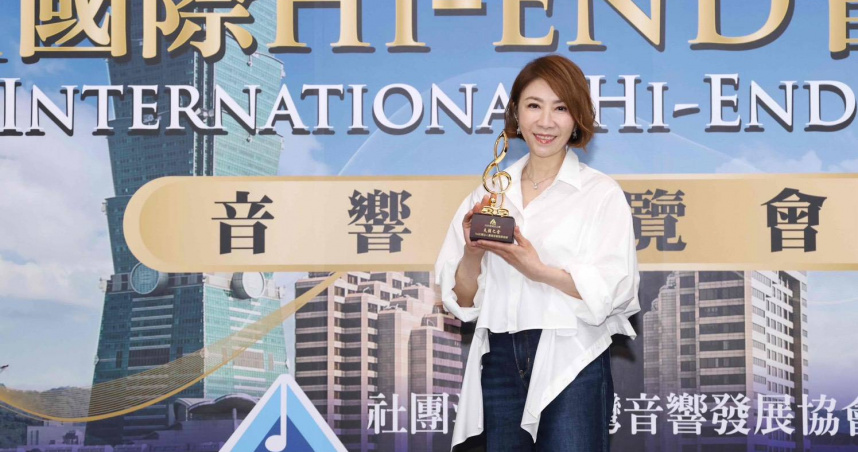 李翊君獲頒「2026發燒友最愛歌手」。（圖／TAA臺灣音響發展協會提供）