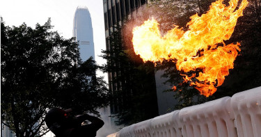 反送中再度升溫 港警首次警告未來將以實彈壓制