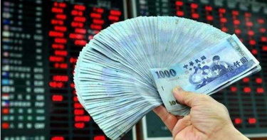 前台新理財專員周勵宏監守自盜A走客戶2.8億元，成為史上最貪的銀行理專。（示意圖／報系資料照）