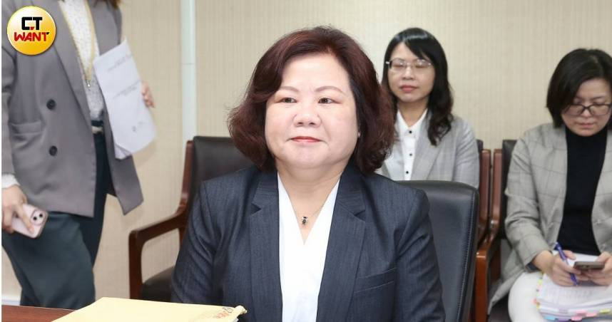 勞動部前部長許銘春28日表示，自己最不應該就是參加初選，才會被攻擊到這種程度。（圖／趙世勳攝）