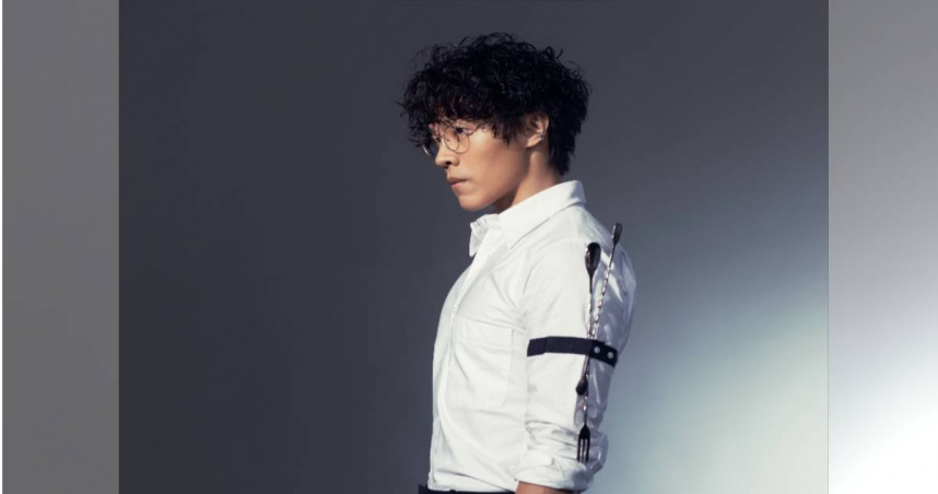 盧廣仲將推出全新翻唱專輯。（圖／添翼文創x寬宏藝術提供）