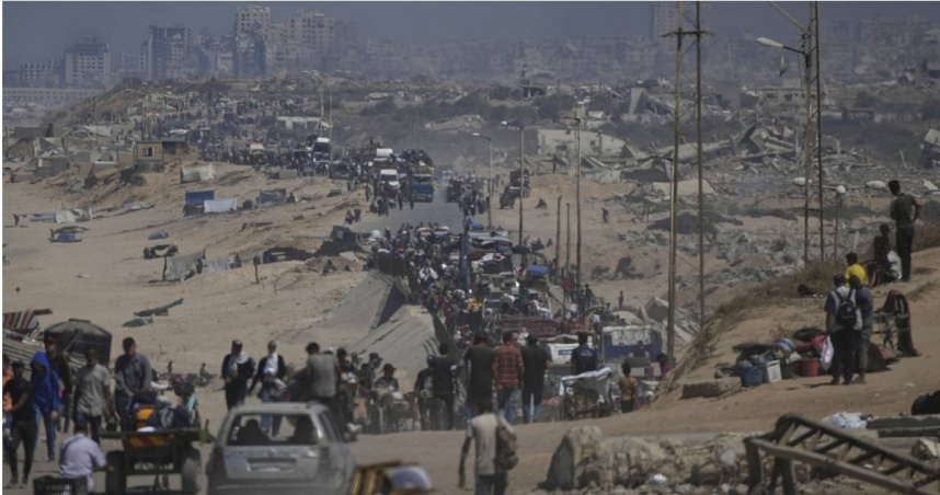 人口超過百萬的加薩市（Gaza City）如今已成為廢墟，當地居民被迫撤離。（圖／達志／美聯社）