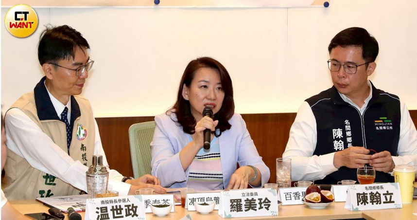 民進黨立委羅美玲（中）表示，將持續關注僑外生政策，幫助相關群體留台深耕，勇敢追夢。（圖／方萬民攝）