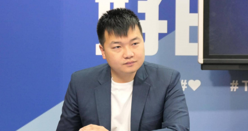 楊植斗說，蔣萬安長期為公共事務來忙碌，但仍能感受到市長對孩子的支持。（圖／翻攝自楊植斗臉書）