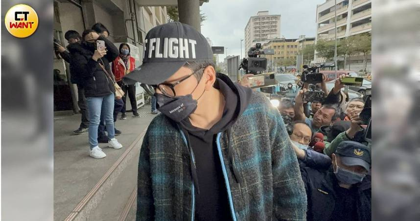 王大陸上月中才因做假病歷躲兵役，以15萬元交保，沒想到如今又闖出大禍。（資料照／沈建邦攝）