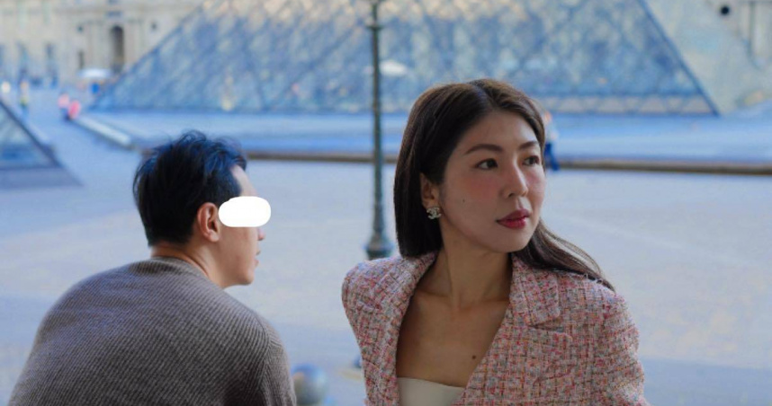 律師李怡貞曝光呂秋遠曾私下希望她擔任律師的對話截圖 。（圖／翻攝自李怡貞臉書）