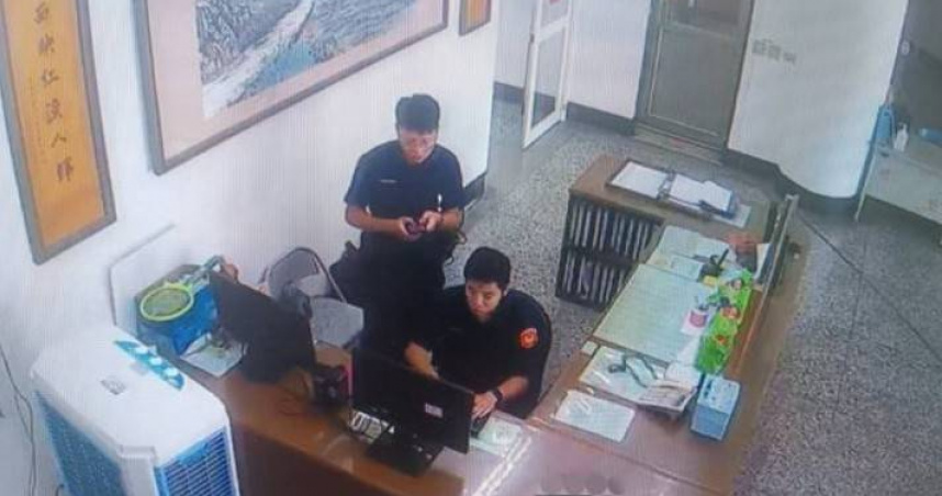 詐團假扮消防隊向水電材料行訂貨，所幸業者機智查證，經警方宣導防詐知識守住財產。（圖／翻攝畫面）