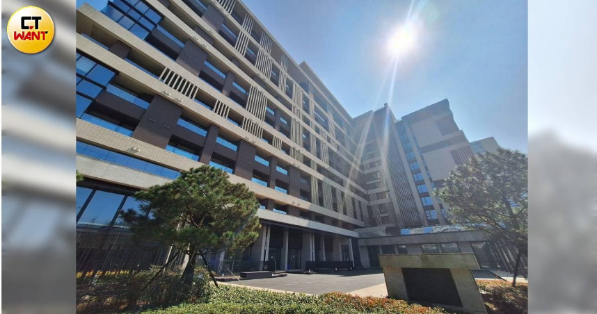 興富發金山洲際酒店預計今年9月開幕。（圖／林榮芳攝）