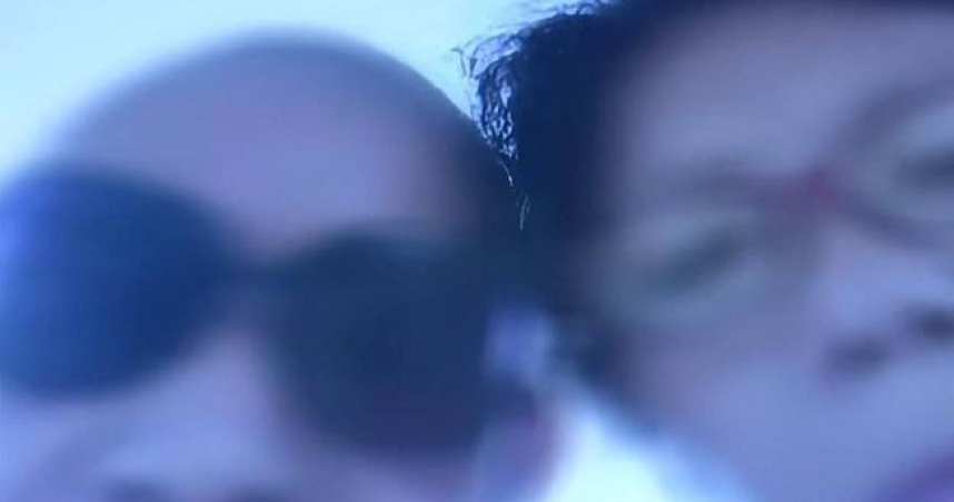 大陸河南省開封市一名劉姓女子近日投訴媒體稱，81歲的老父親旅遊期間結識了一位73歲的老太太。（圖／翻攝自微博）