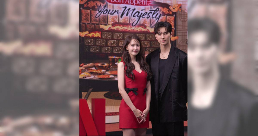 潤娥（左）、李彩玟之間的化學反應深受觀眾喜愛。（圖／Netflix提供）