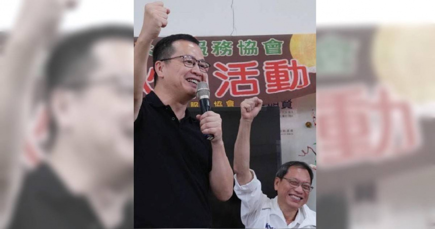 羅智強表示，「無畏逆境，擊破棄保！讓我們一起逆轟高飛，拚出逆轉勝！」。（圖／取自羅智強臉書）