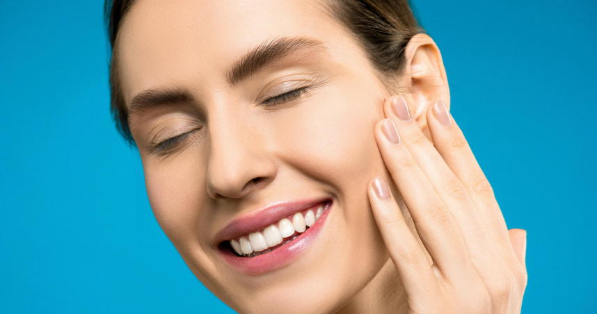 醫師指出一天刷牙兩次未必比較好。（示意圖／Pexels）