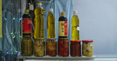 楊世煒示警，若過量食用大豆油，更容易造成肥胖、代謝異常。（示意圖／unsplash）