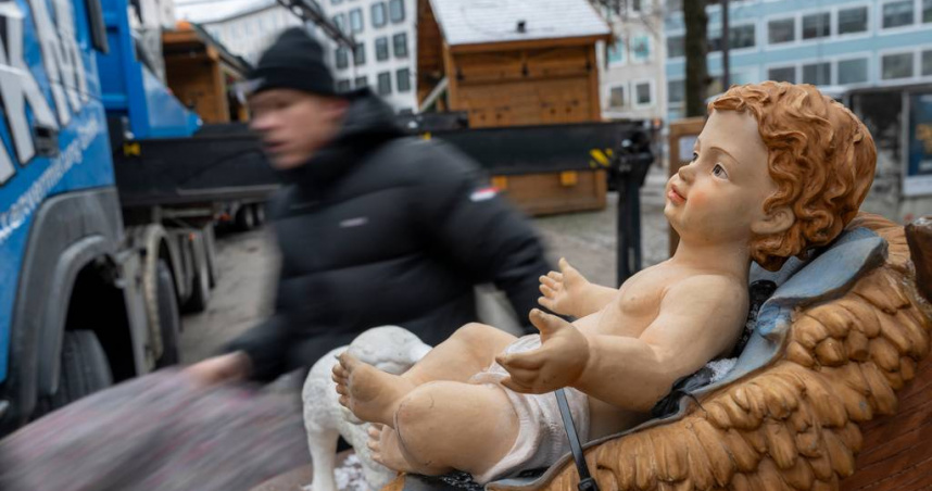 女嬰拉拉．布西．特拉布的洗禮儀式在住家對面的教堂舉行，幾乎全體村民到場參與。（示意圖／達志／美聯社）
