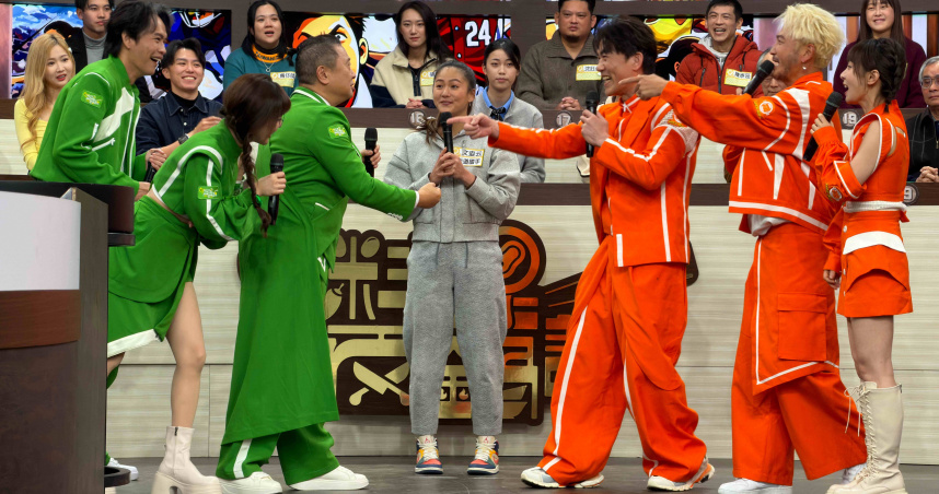 邰智源、羅時豐等人主持《真料理兩鍋論》，邀來文姿云、羅嘉翎兩位奧運銅牌國手上節目。（圖／麥卡貝網路電視提供）