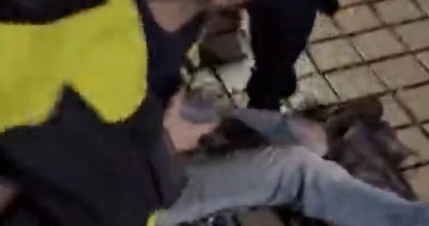 欠租半年還動手！淡水女暴走狂甩巴掌　竟是詐欺通緝犯當場落網