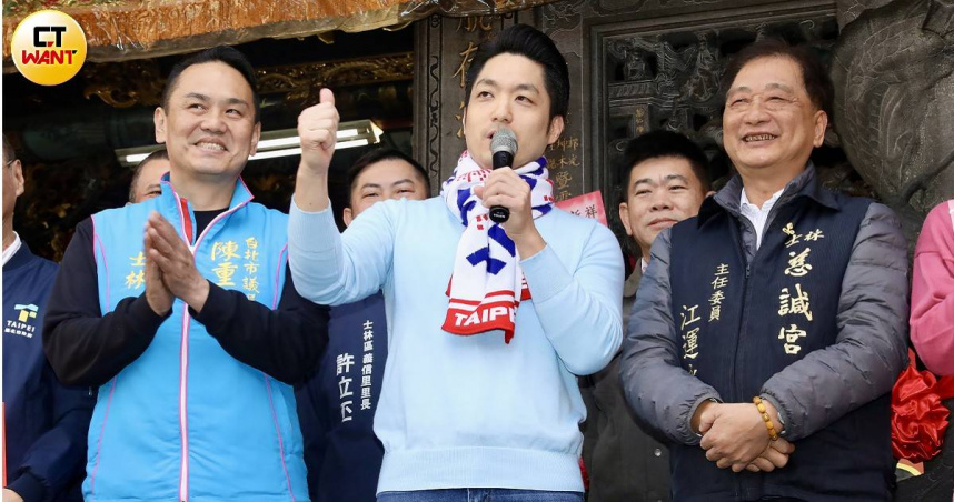 台北市長蔣萬安（中）強調罷免案執勤是否過當，會依法查處辦理。（圖／方萬民攝）