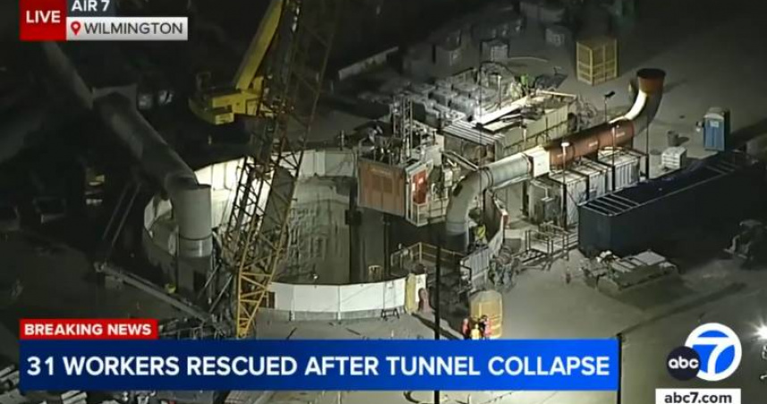 美國洛杉磯威明頓地區一處地下隧道施工現場突發坍塌事故，所幸逾30名工人順利逃出，無人傷亡。（圖／ABC 7畫面截圖）