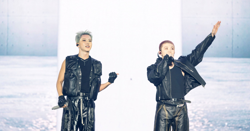 SEVENTEEN成員HOSHI與WOOZI組成的小分隊HxW「豪雨」今晚在林口體育館舉行首場演出，吸引近萬名粉絲前往支持。（圖／D-SHOW提供）