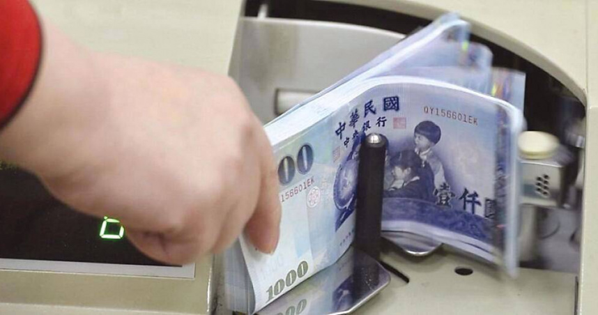 賴清德公布特別條例 ，依法10月底前普發1萬。（圖／報系資料照）