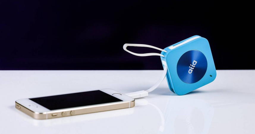 交通部長陳世凱提醒，搭車前務必確認行動電源具備「經濟部標準檢驗局」認證。（示意圖／Pixabay）