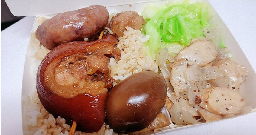 彰化老字號阿泉爌肉飯最後一鍋爌肉今日售罄，許多顧客到場搶購。（圖／翻攝自阿泉爌肉飯粉專）