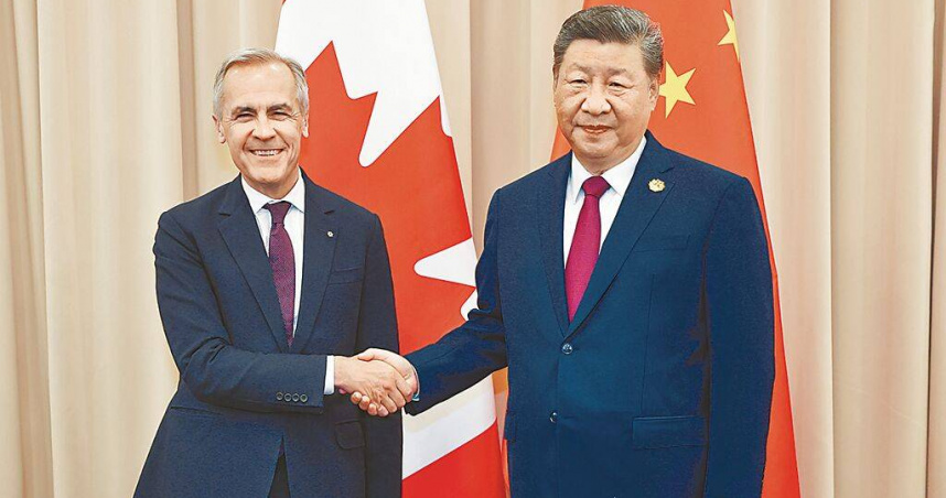 10月31日下午，中國國家主席習近平在韓國慶州出席亞太經合會領袖峰會期間，會見加拿大總理卡尼。（圖／新華社）