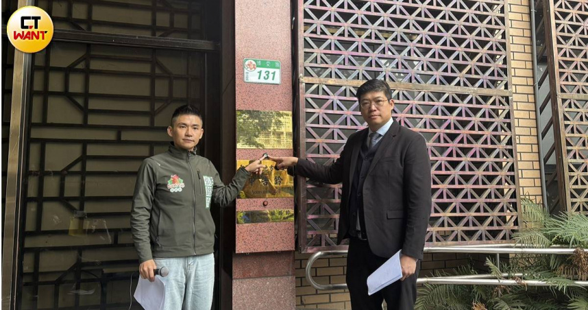 黃國昌今遭按鈴告發。（圖／翁靖祐攝）