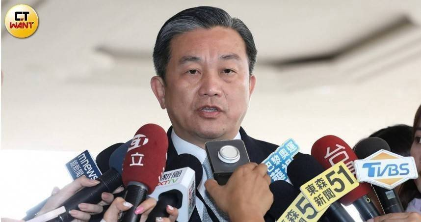 民進黨立委王定宇表示，面對川普關稅政策變動，台灣應審慎因應並觀察日韓等國動向。（圖／CTWANT攝影組）