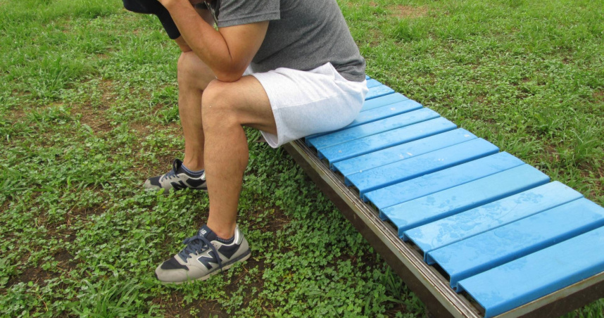 泌尿科醫師提醒在某些特定條件下，「間接接觸」依舊有感染性病菜花風險。示意圖，非當事人。（圖／photoAC）