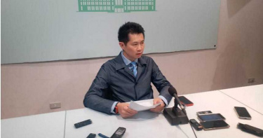 指冠軍牛肉麵用萊牛 政院丁怡銘:「對業者深感抱歉」