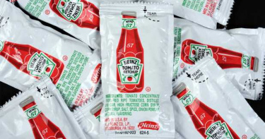 番茄醬包之亂!防疫外賣盛行、小包裝番茄醬缺貨 餐廳上網瘋搶購