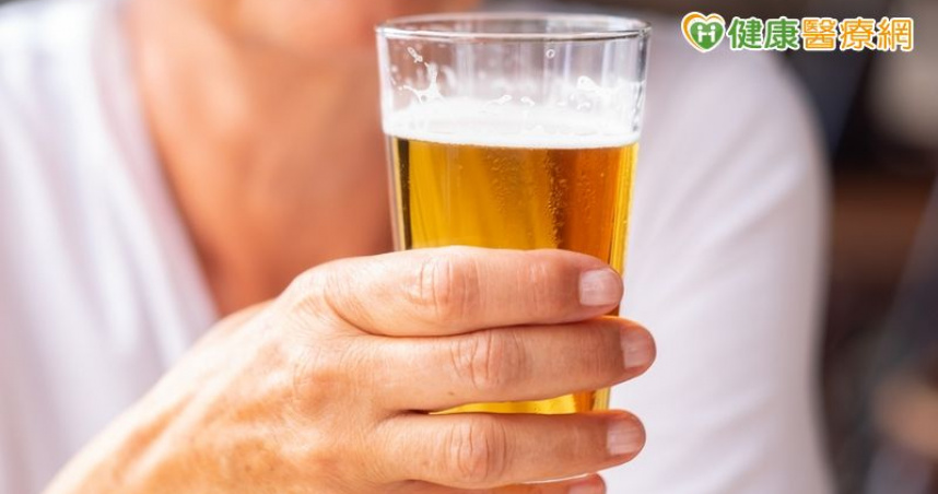 酗酒不戒成肝硬化　六旬男肝臟移植幸運配對、成功續命