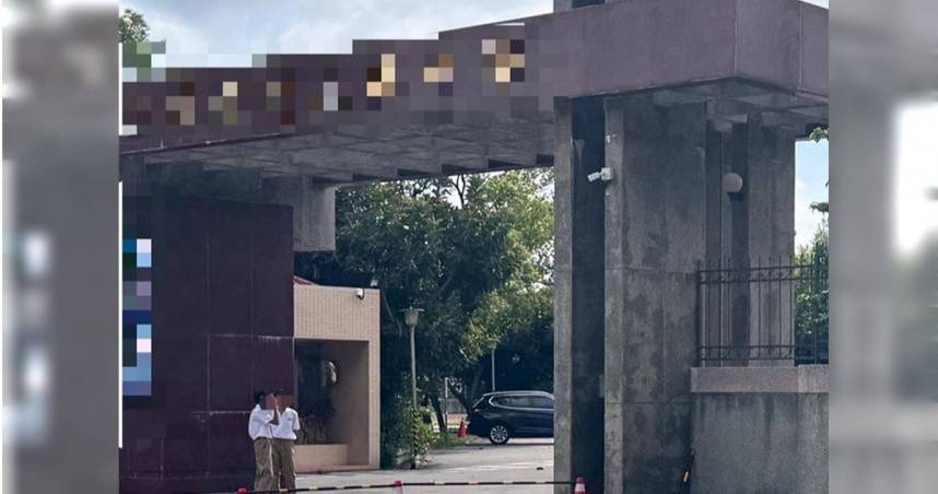 一名原本獲得四所大學醫學系正取資格的學霸高中生，因學習歷程檔案中疑似誇大「最佳辯士」頭銜而遭檢舉，最終失去錄取資格 。（圖／報系資料照）