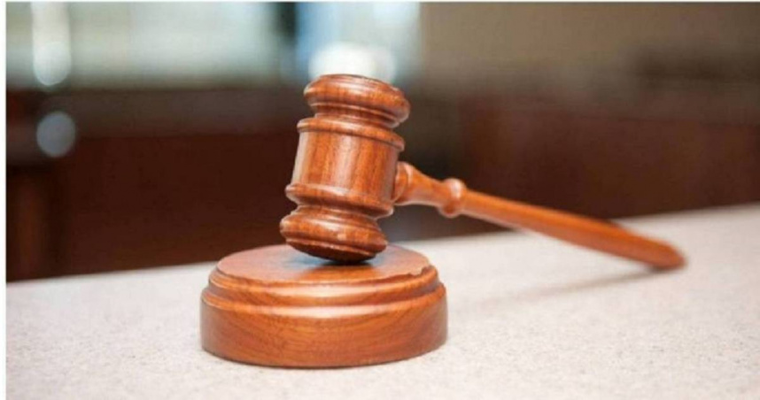 南投地檢署檢察官王元隆對男警性騷，遭到懲戒法院判處免職轉任。（示意圖／pixabay）