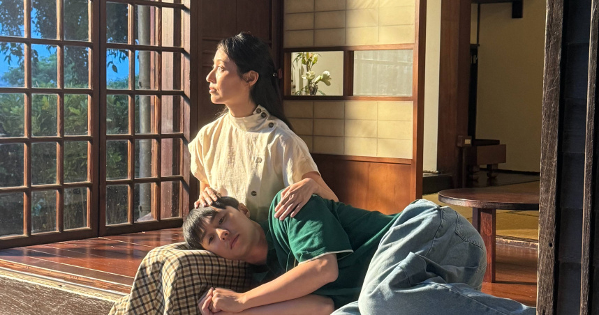 施柏宇在《立入禁止》中與田中千繪感情很好。（圖／飛行圓影業）