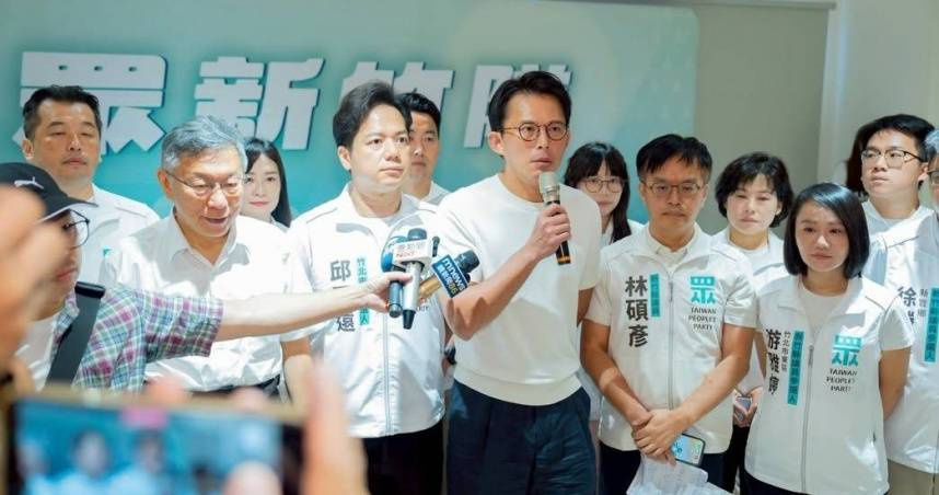 民眾黨主席黃國昌回應陳佩琪談及2028總統大選的說法，強調目前談2028還太早，現階段應先全力投入2026地方選舉。（圖／邱臣遠臉書）