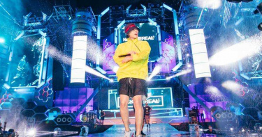 周湯豪擔任「S2O潑水音樂文化節」首日壓軸DJ。（圖／環球音樂提供）