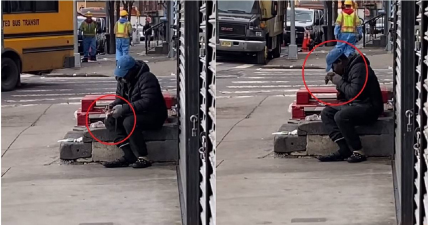 紐約街頭出現一名男子坐在路邊啃食老鼠，驚悚畫面在網上瘋傳。（圖／翻攝自Instagam／newyorkchity）